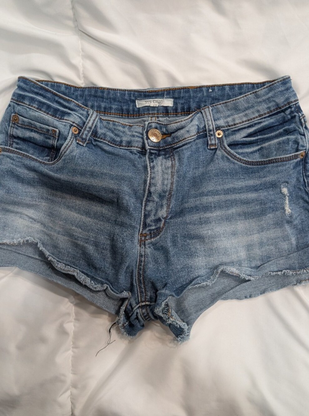 STS Blue Raw Hem Distressed Denim Shorts Size 28